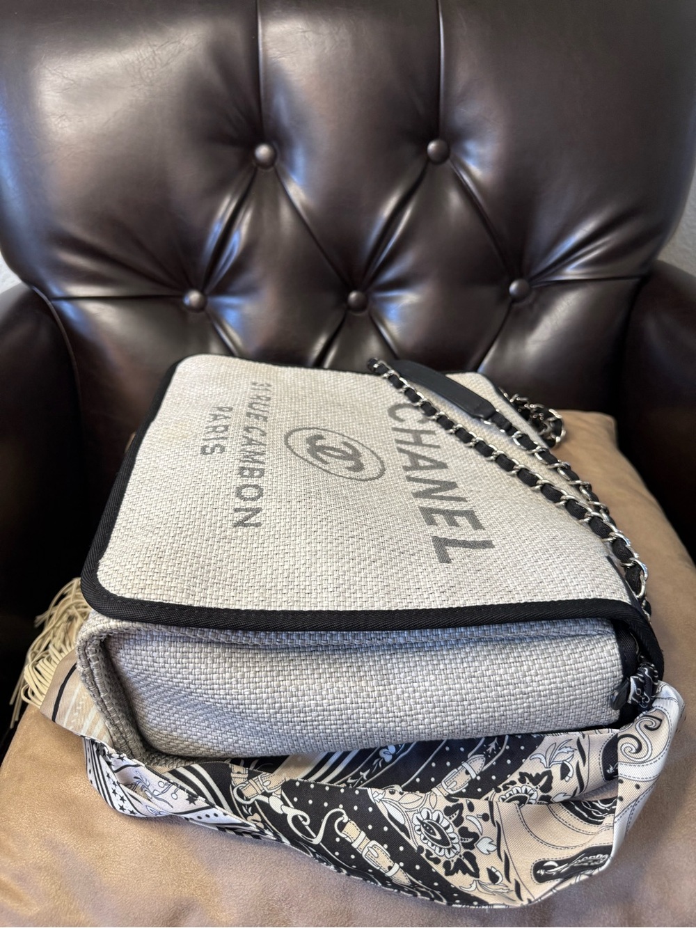 💎AUTHENTIC CHANEL GRAY RAFFIA DEAUVILLE MESSENGER/SHOULDER BAG/CROSSBODY-EUC - Picture 14 of 17